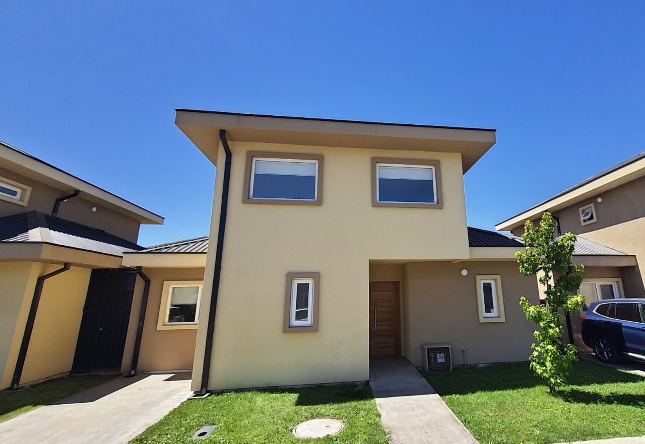 Arriendo Casa Condominio Parque Antumalal, Temuco – 8987