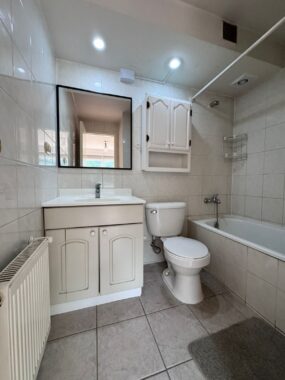 01c43799-3ba7-430b-9da2-a7529cb5c073