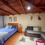 Casa En Pasaje Cerrado – Cerca De Av. Martín Lutero