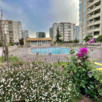 Venta departamento en condominio Los Conquistadores III