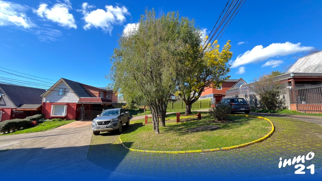 Casa en Pasaje Precioso, Gran Patio en Fundo El Carmen – 7431