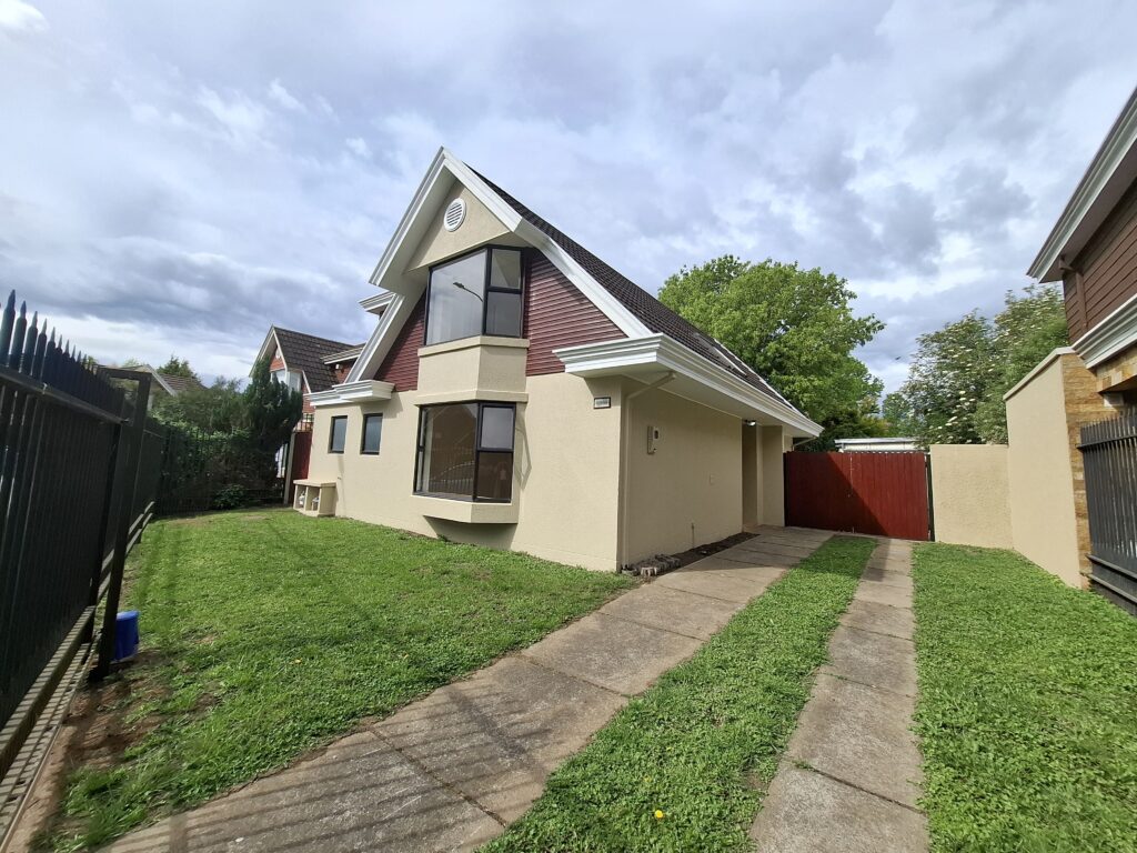 Arriendo amplia casa pasaje cerrado Barrio Ingles Temuco - 5849